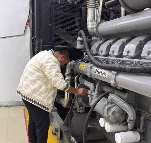 上柴柴油机发电机组维修：保障动力稳定